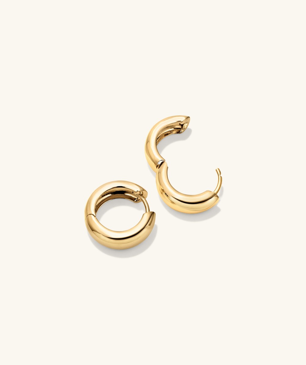 Mejuri Plush Small Hoops - 14k Yellow Gold Canada Store
