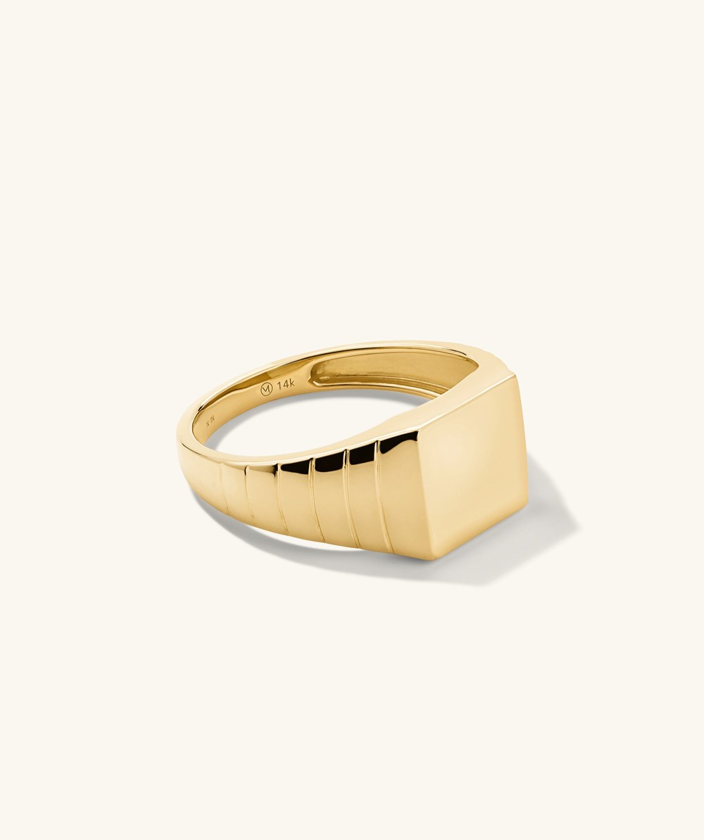 Mejuri Square Signet Ring - Sterling Silver Canada Store