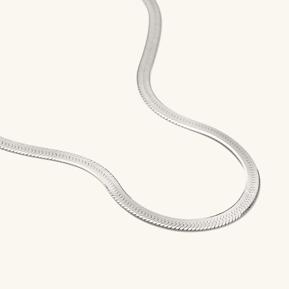 Mejuri Bold Herringbone Chain Necklace - Sterling Silver Canada Store