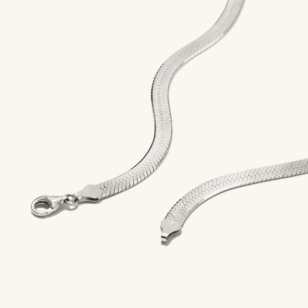 Mejuri Bold Herringbone Chain Necklace - Sterling Silver Canada Store