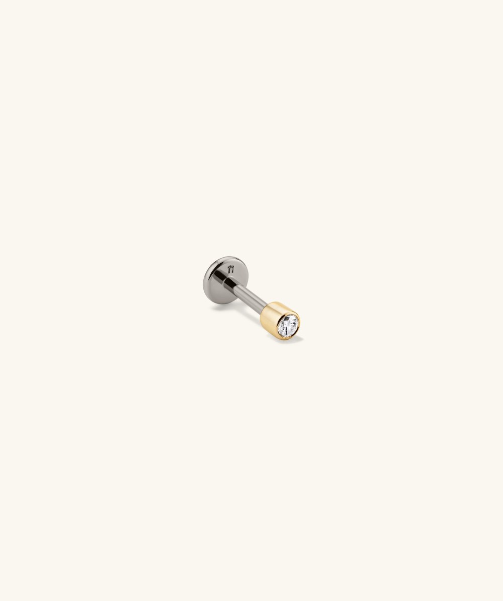 Mejuri Piercing Studio - Micro Diamond Flat Back Stud - 14k Yellow Gold Canada Store