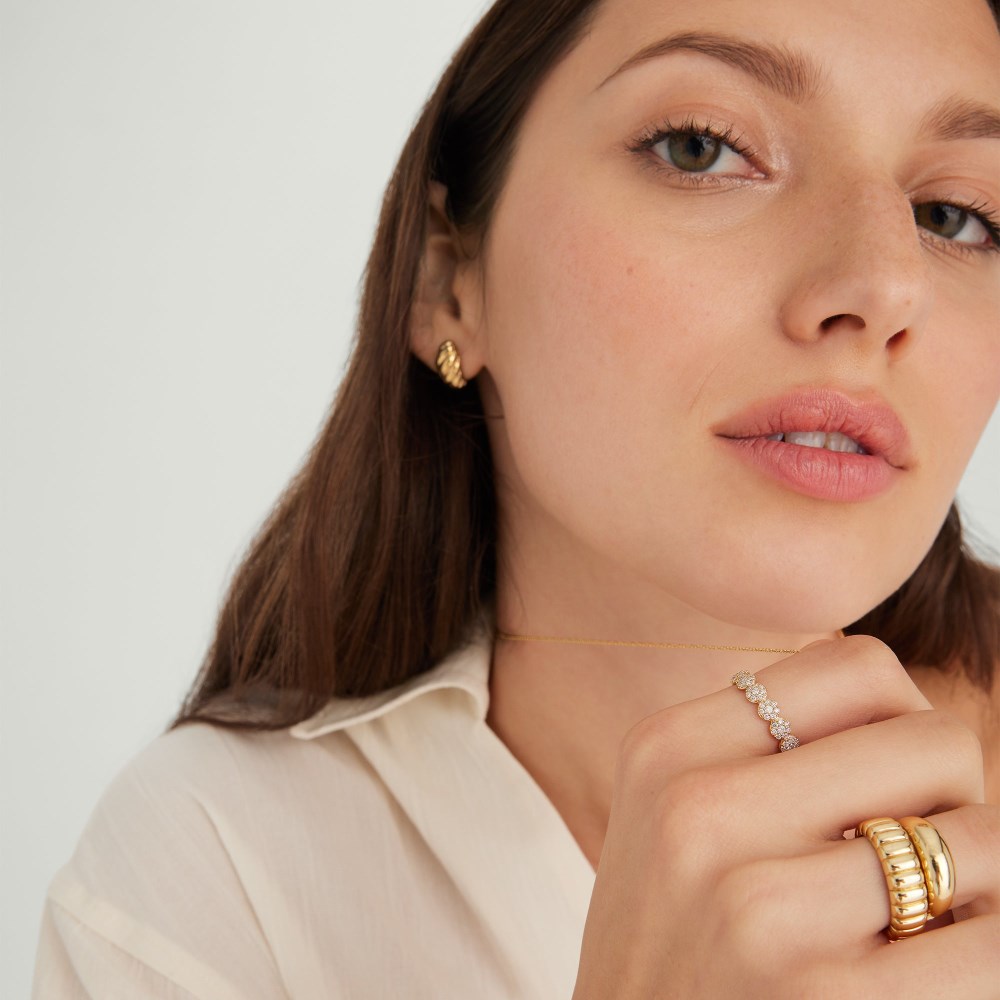 Mejuri Pavﾨﾦ Diamond Round Half Eternity Band - 14k Yellow Gold Canada Store