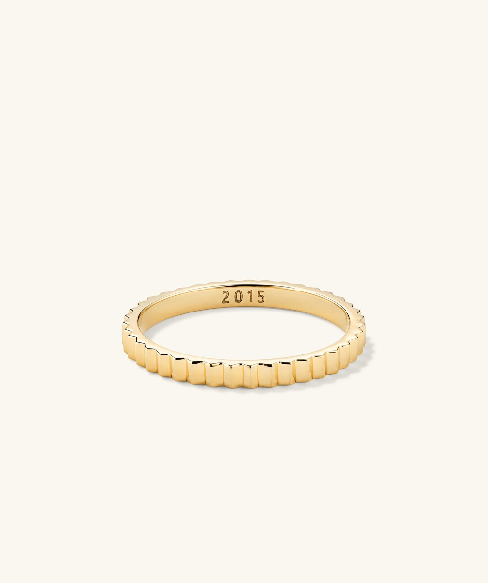 Mejuri Eternity Line Band - 14k Yellow Gold Canada Store