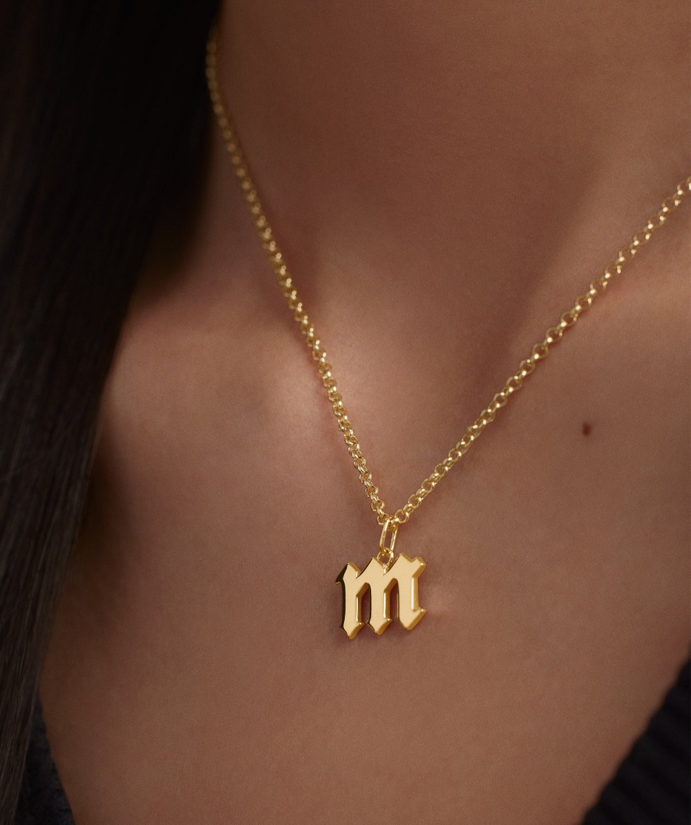 Mejuri Gothic Letter Pendant - 14k Yellow Gold Canada Store