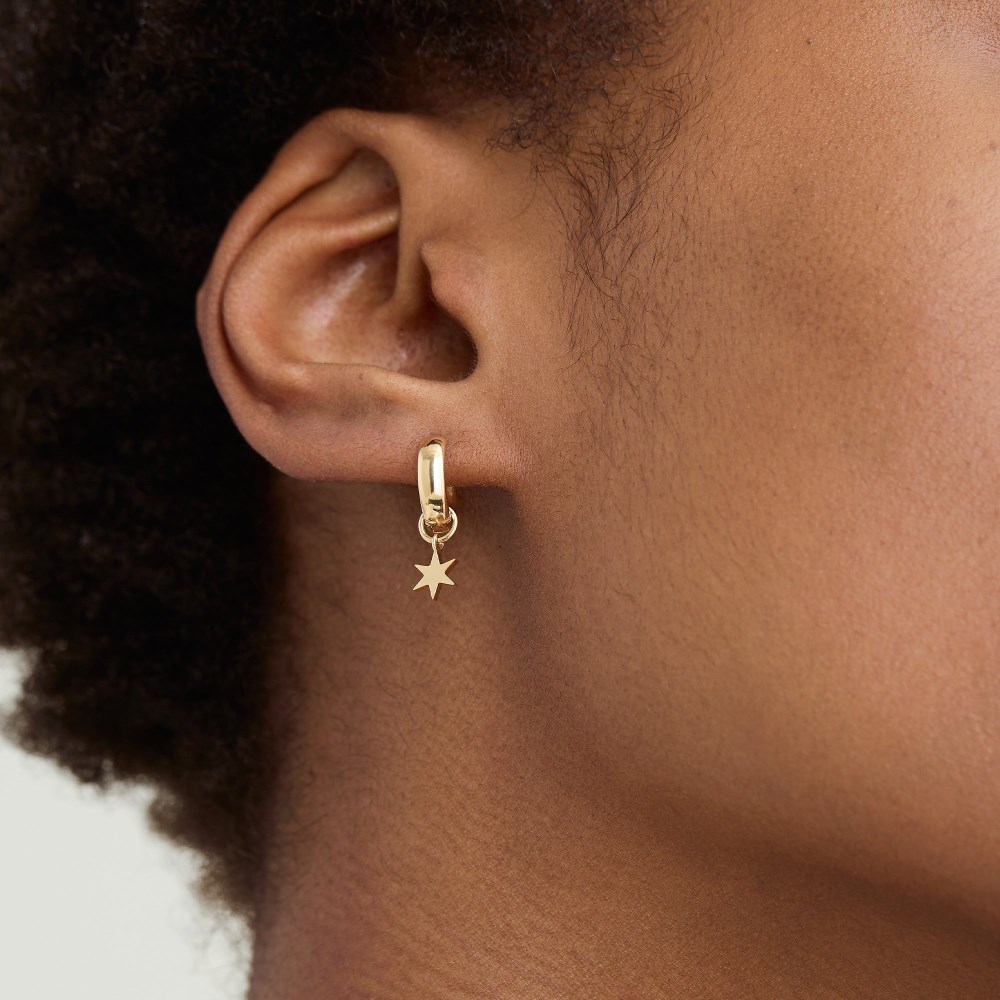 Mejuri Single Star Hoop Charm - 14k Yellow Gold Canada Store