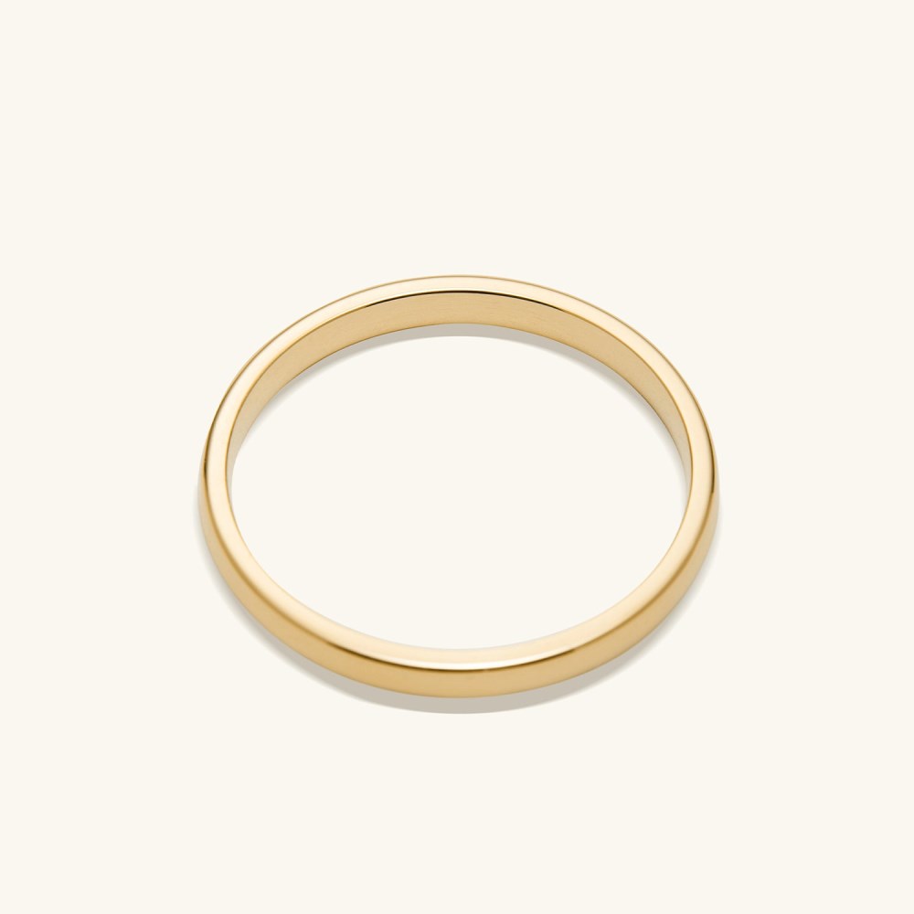 Mejuri 2mm Curve Band - 14k Yellow Gold Canada Store