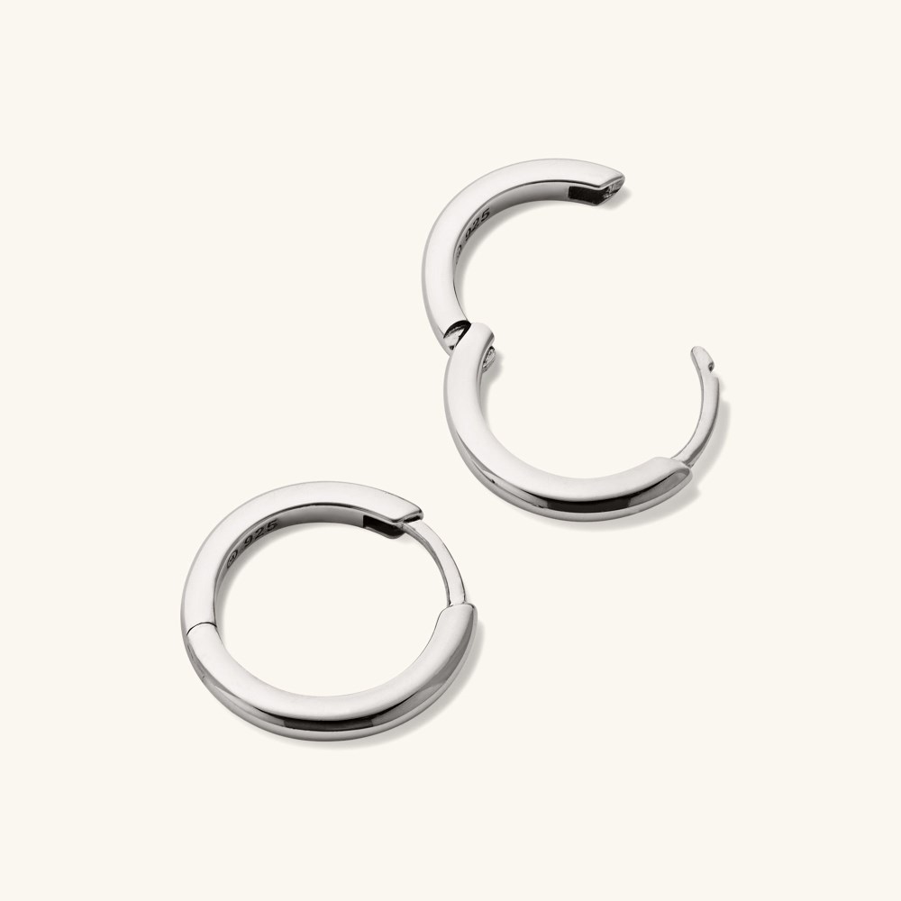 Mejuri Tube Medium Hoops - Sterling Silver Canada Store