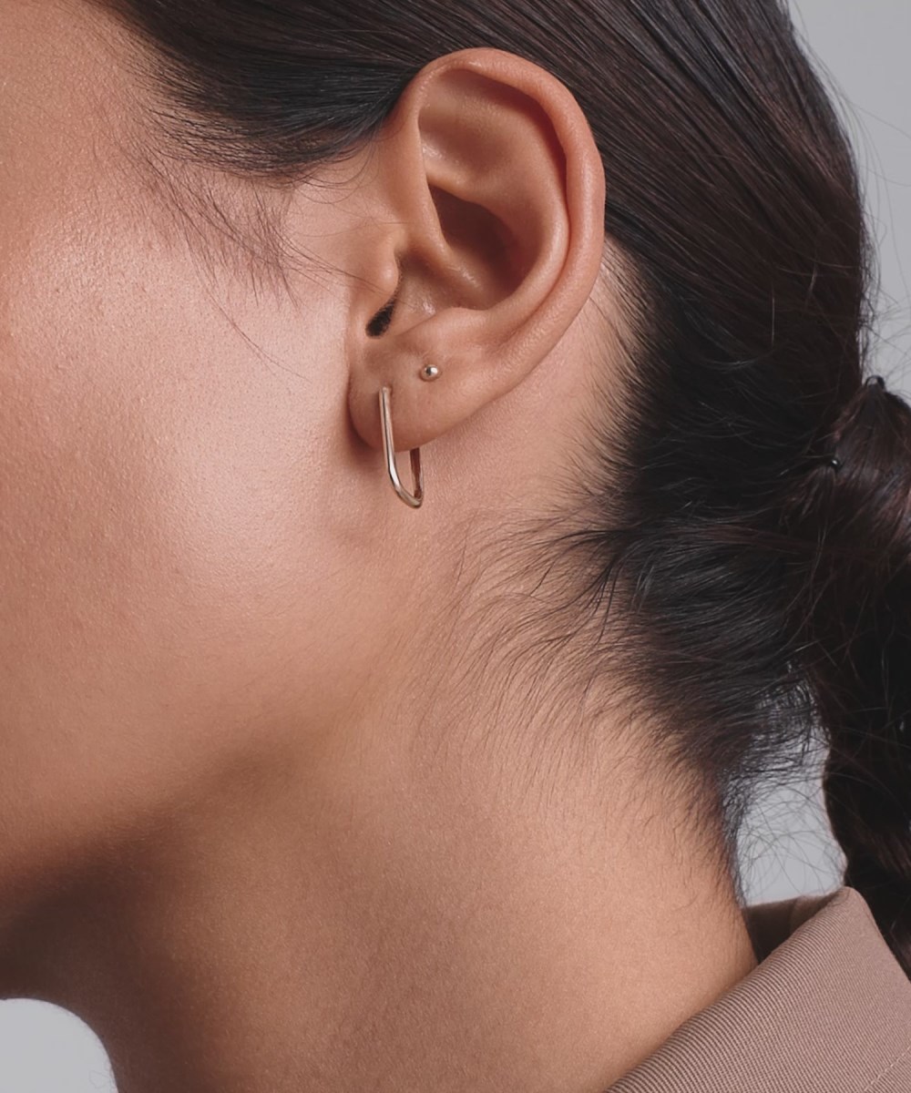 Mejuri Medium U Hoops - 14k Yellow Gold Canada Store