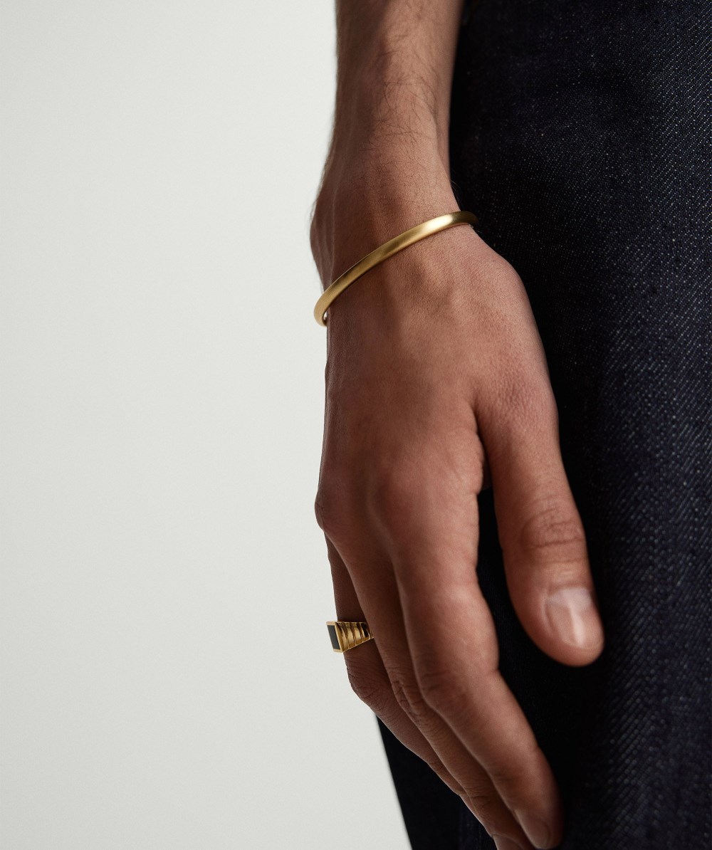 Mejuri Slim Cuff - 14k Yellow Gold Canada Store
