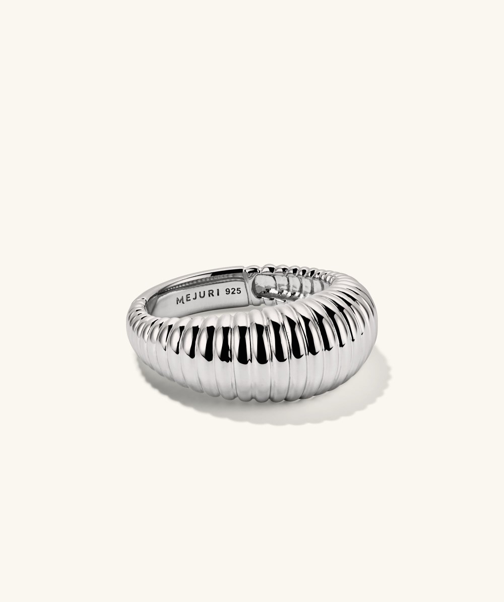 Mejuri D?me Texture Ring - Sterling Silver Canada Store