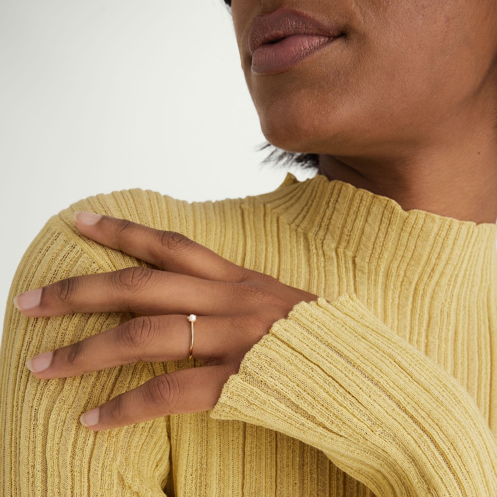 Mejuri Pearl Slim Stacker Ring - 14k Yellow Gold Canada Store