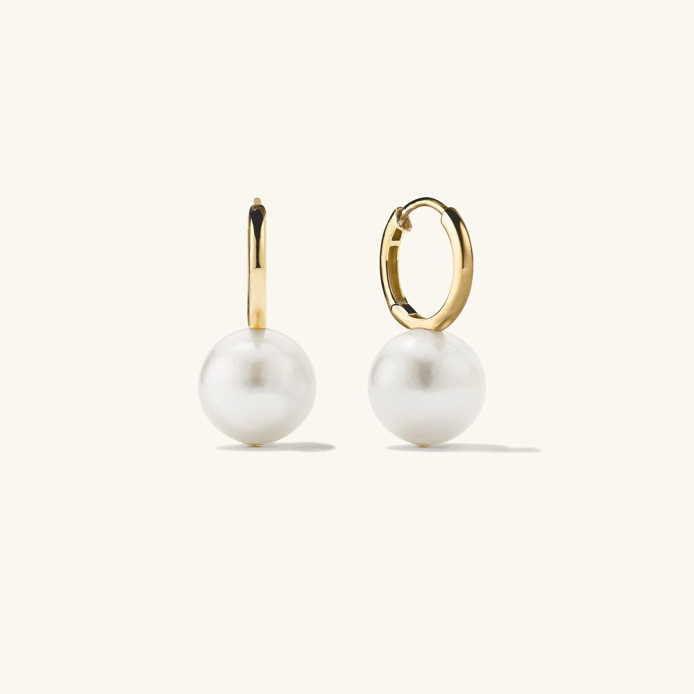 Mejuri Large Pearl Huggies - 14k Yellow Gold Canada Store