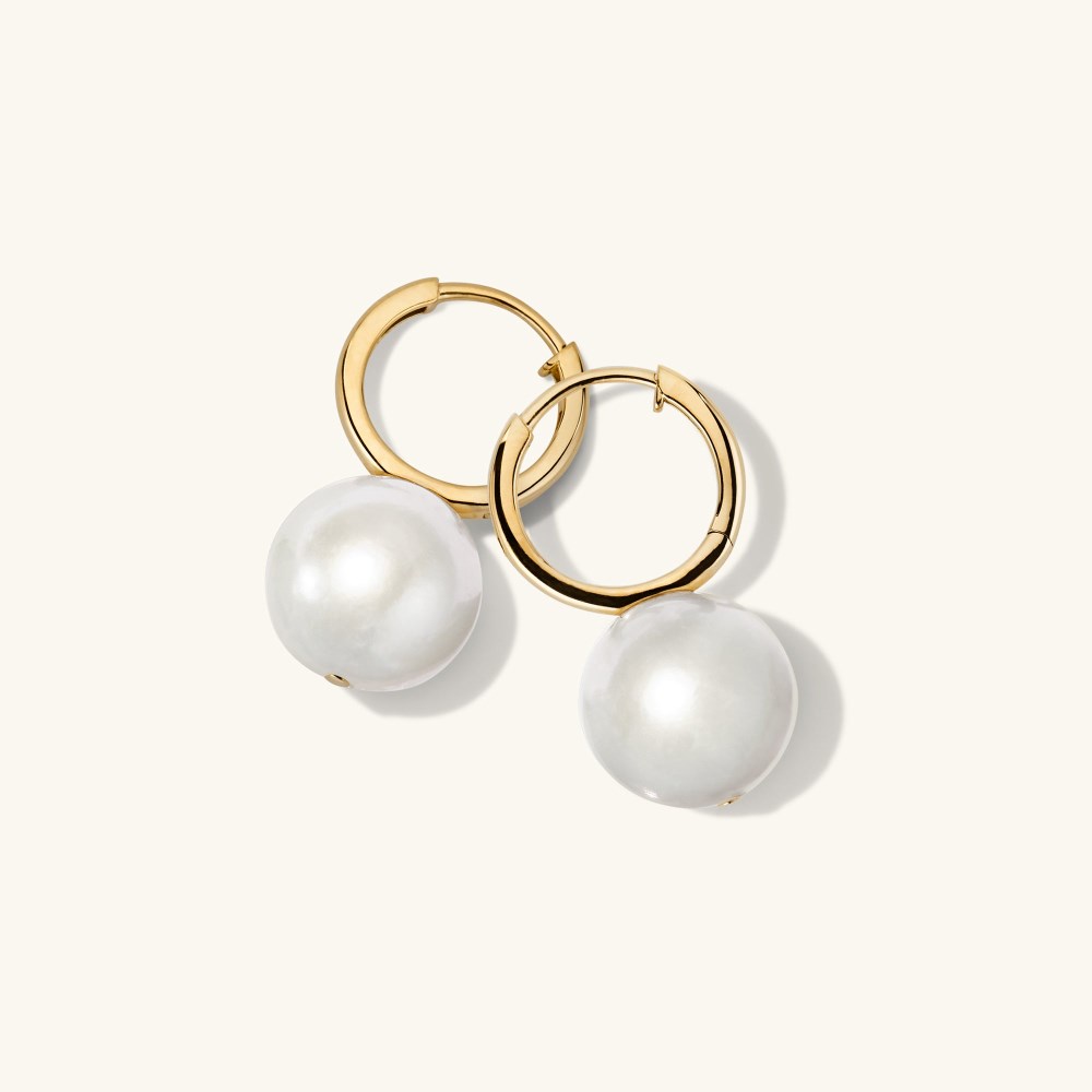 Mejuri Large Pearl Huggies - 14k Yellow Gold Canada Store