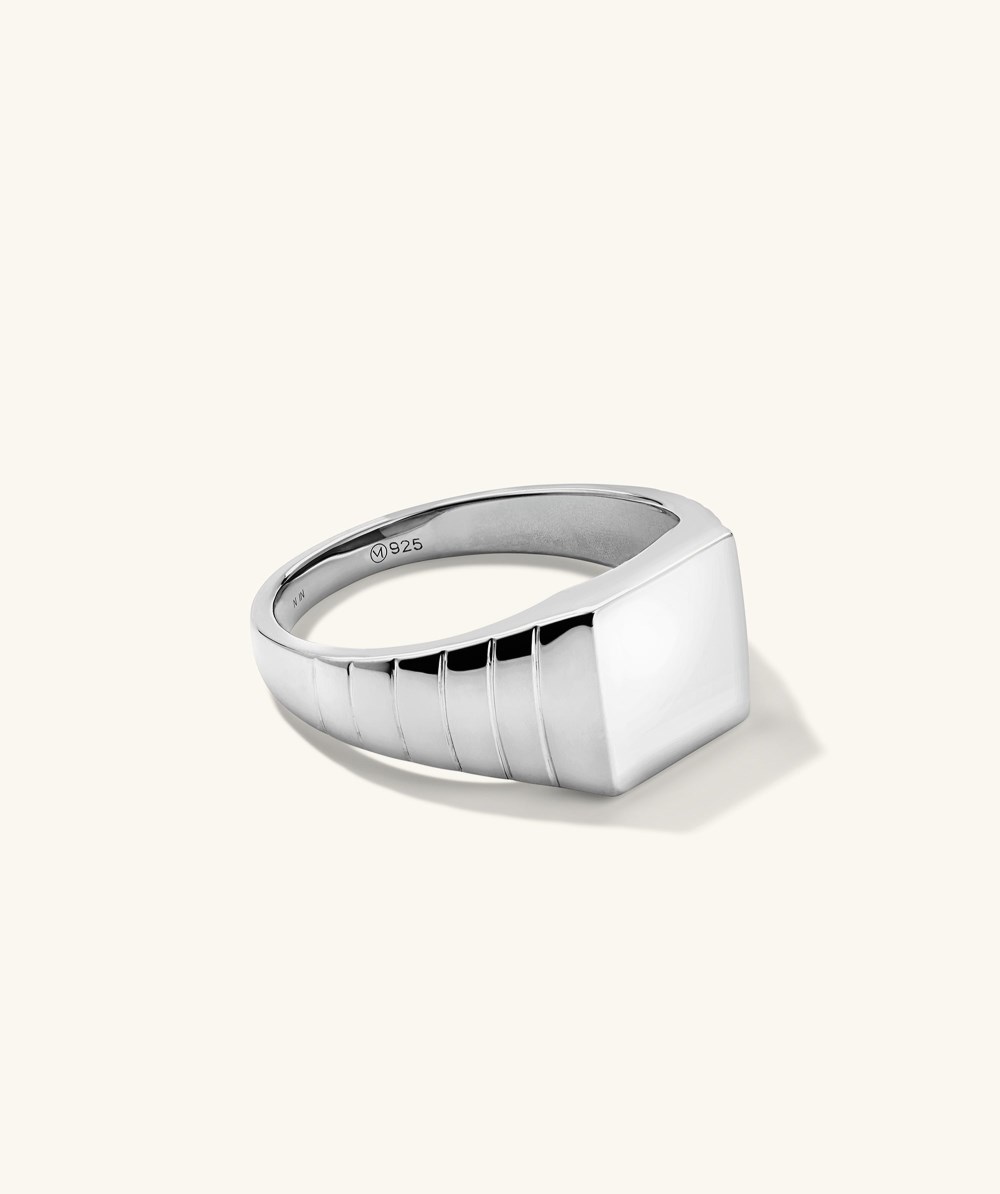 Mejuri Square Signet Ring - Sterling Silver Canada Store
