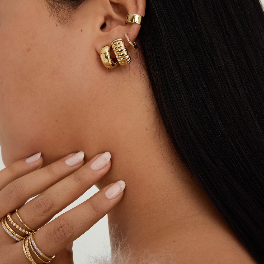 Mejuri Chunky Medium Hoops - Gold Vermeil Canada Store