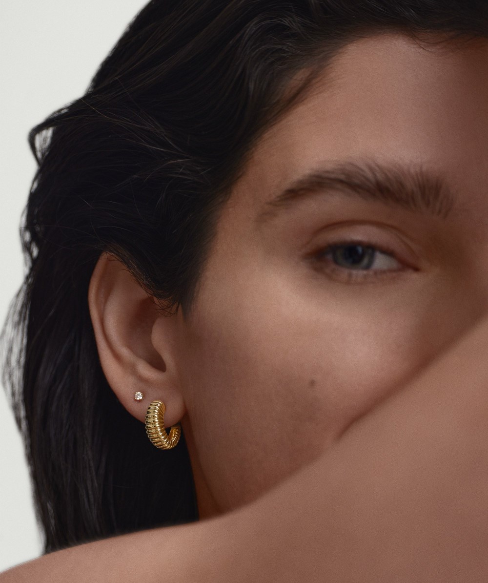 Mejuri D?me Texture Small Hoops - Gold Vermeil Canada Store