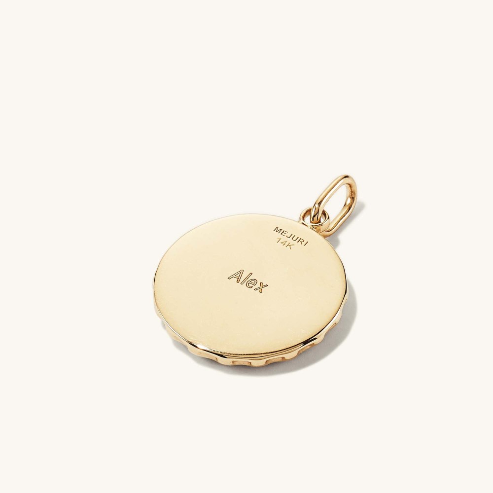 Mejuri Transformation: Serpent Coin Charm Pendant - 14k Yellow Gold Canada Store