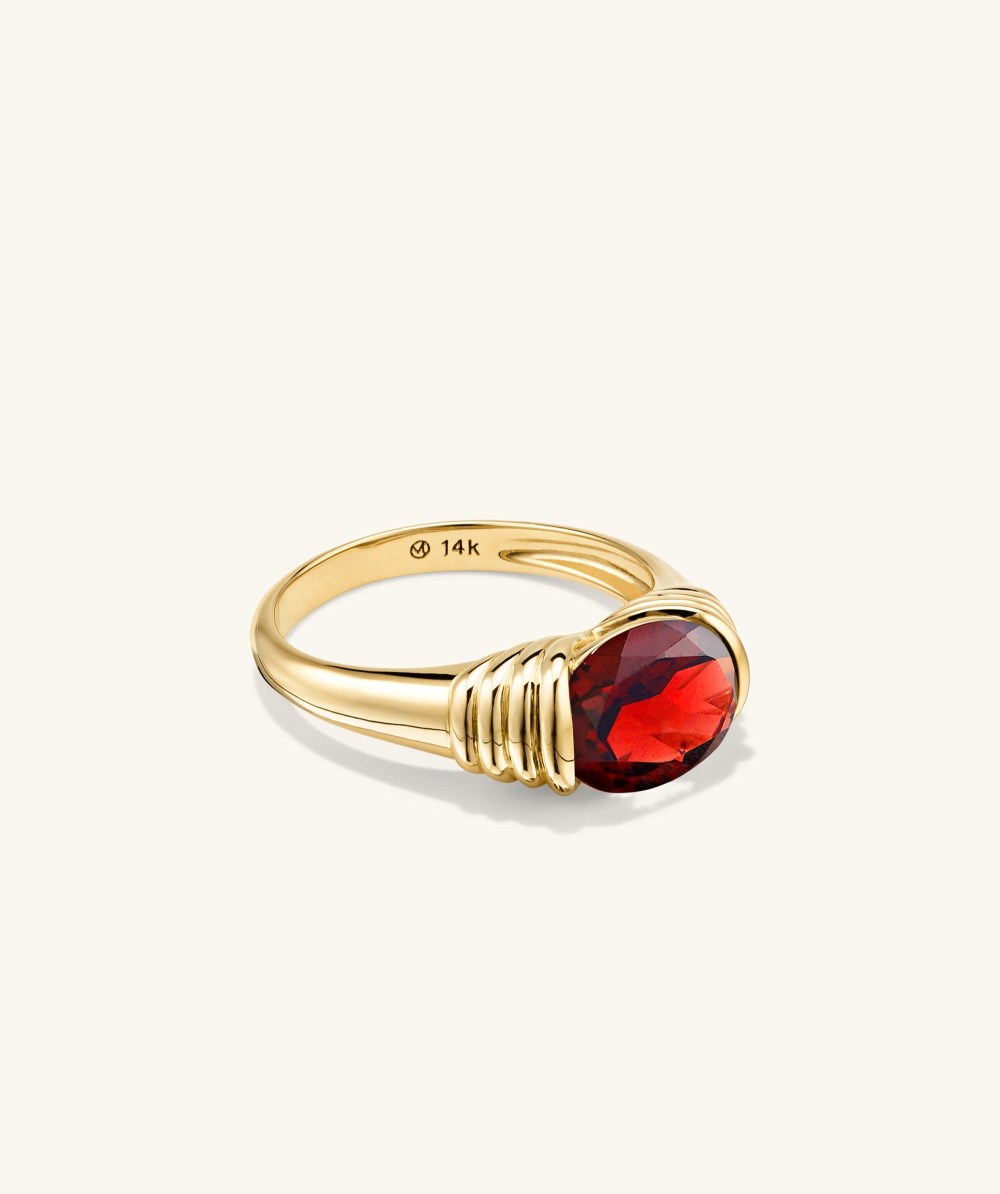Mejuri Heirloom Ring - 14k Yellow Gold Canada Store