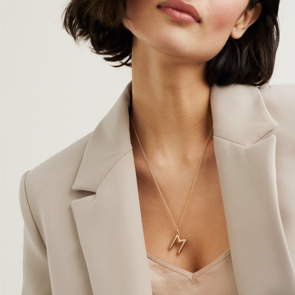 Mejuri Bold Letter Pendant Necklace - Gold Vermeil Canada Store