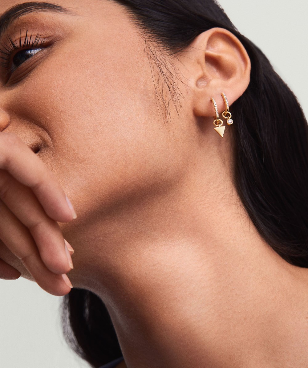 Mejuri Single Patra Hoop Charm - 14k Yellow Gold Canada Store