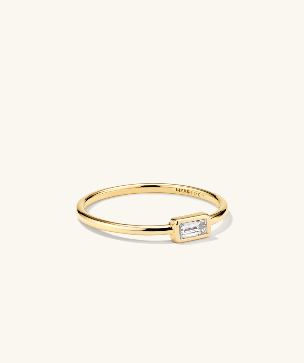 Mejuri Lab Grown Diamond Baguette Stacker Ring - 14k Yellow Gold Canada Store