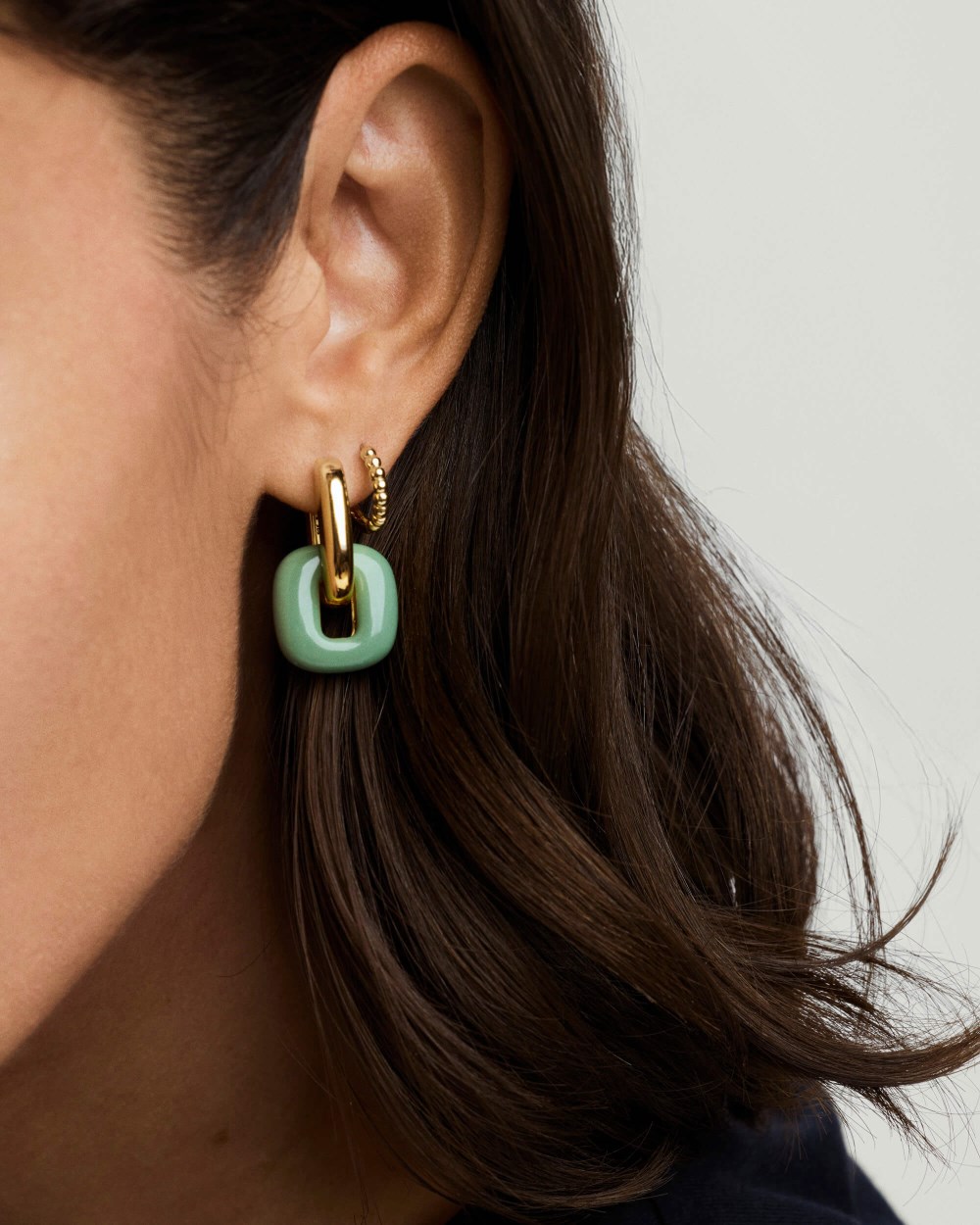 Mejuri Stevie Hoops - Gold Vermeil, Pistachio Enamel Canada Store