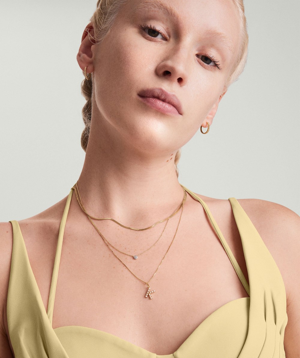 Mejuri Pearl Letter Charm - 14k Yellow Gold Canada Store