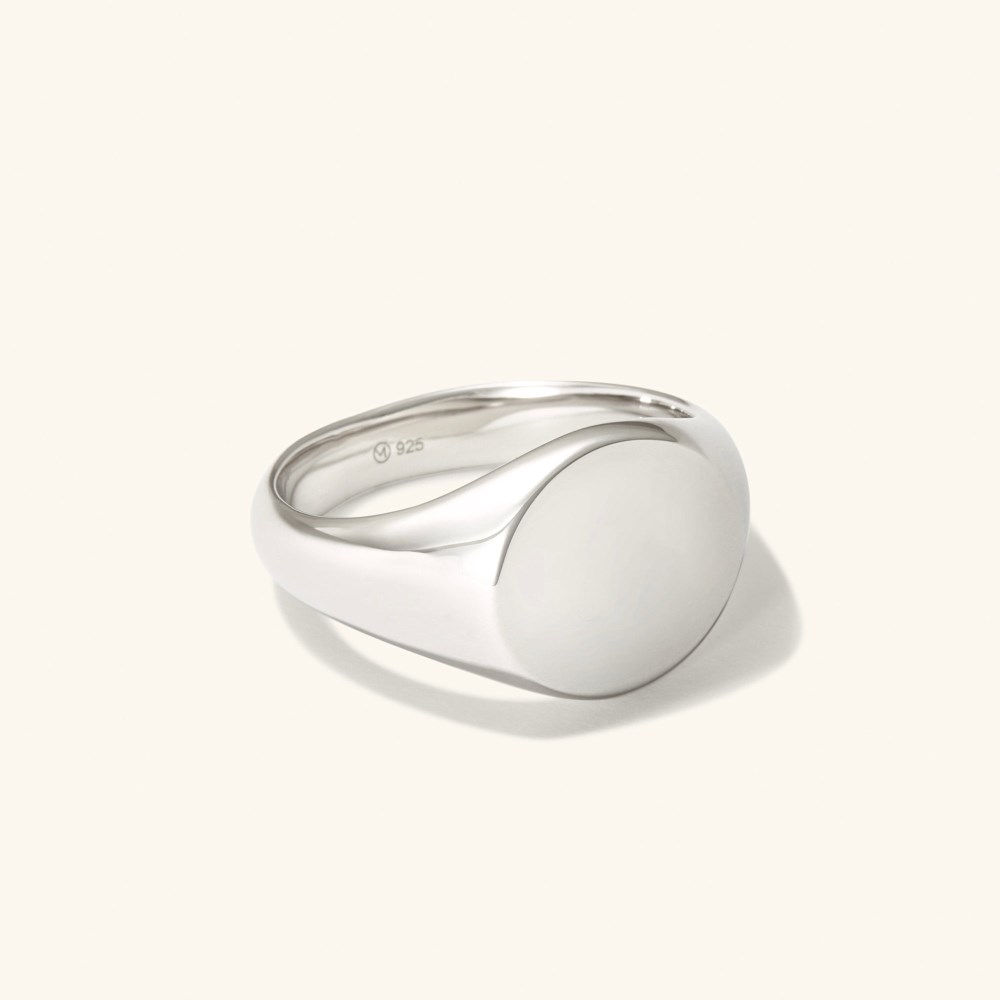 Mejuri Bold Round Signet Ring - Sterling Silver Canada Store