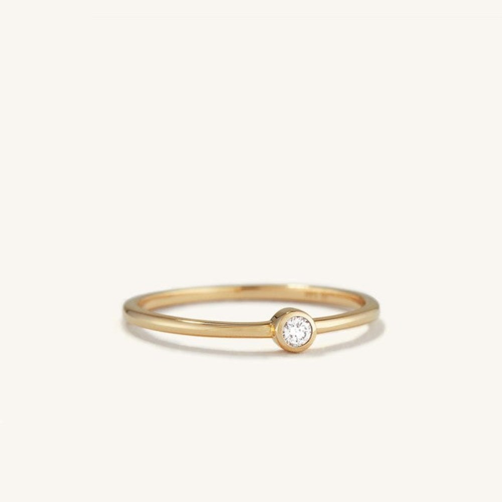 Mejuri Solo Diamond Ring - 14k Yellow Gold Canada Store