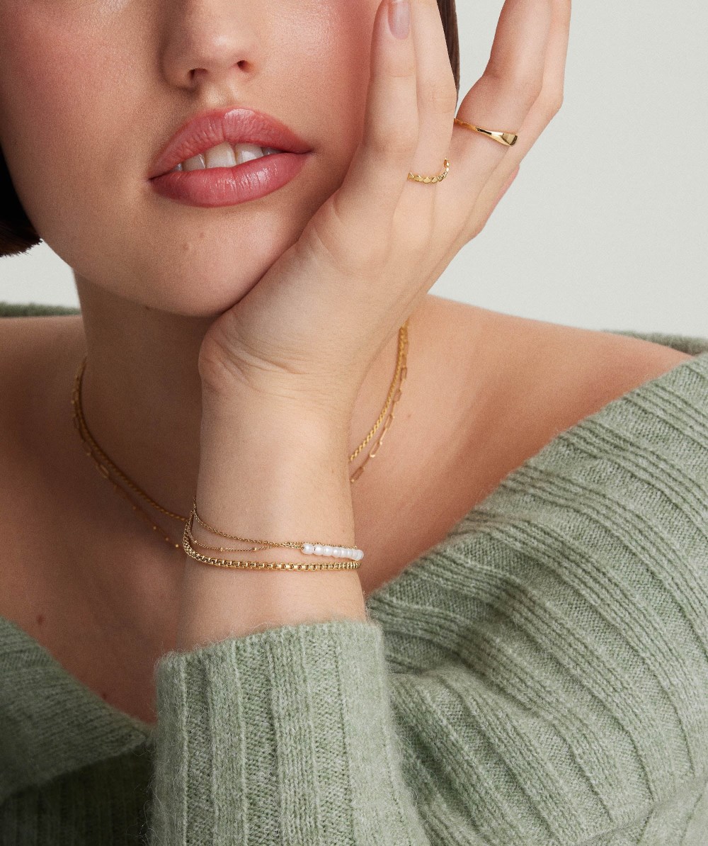 Mejuri Tiny Pearl Bracelet - Gold Vermeil Canada Store