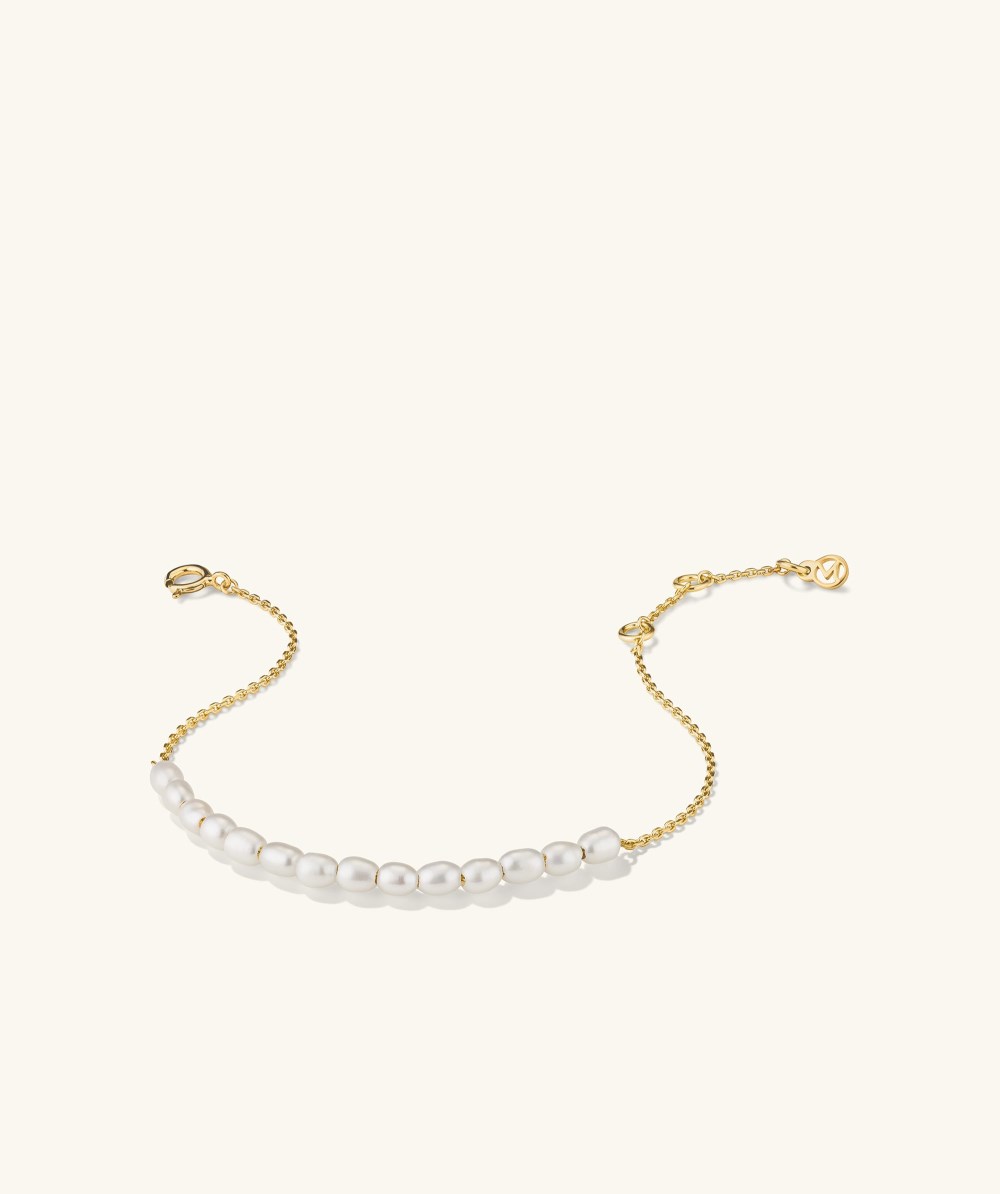Mejuri Tiny Pearl Bracelet - Gold Vermeil Canada Store
