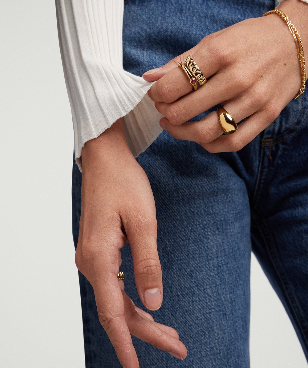 Mejuri Round Gemstone Stacker Ring - Gold Vermeil Canada Store