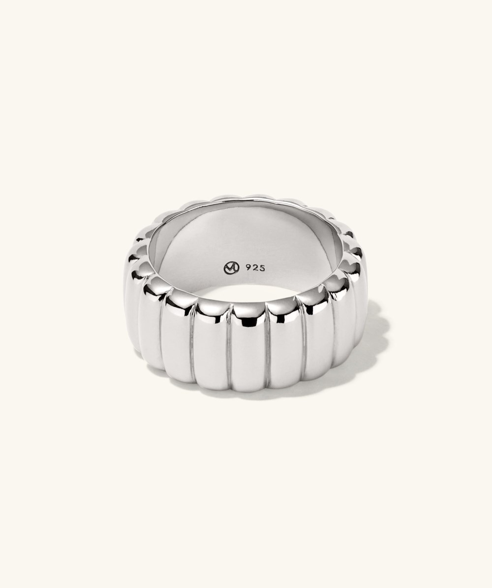 Mejuri Charlotte Bold Ring - Sterling Silver Canada Store
