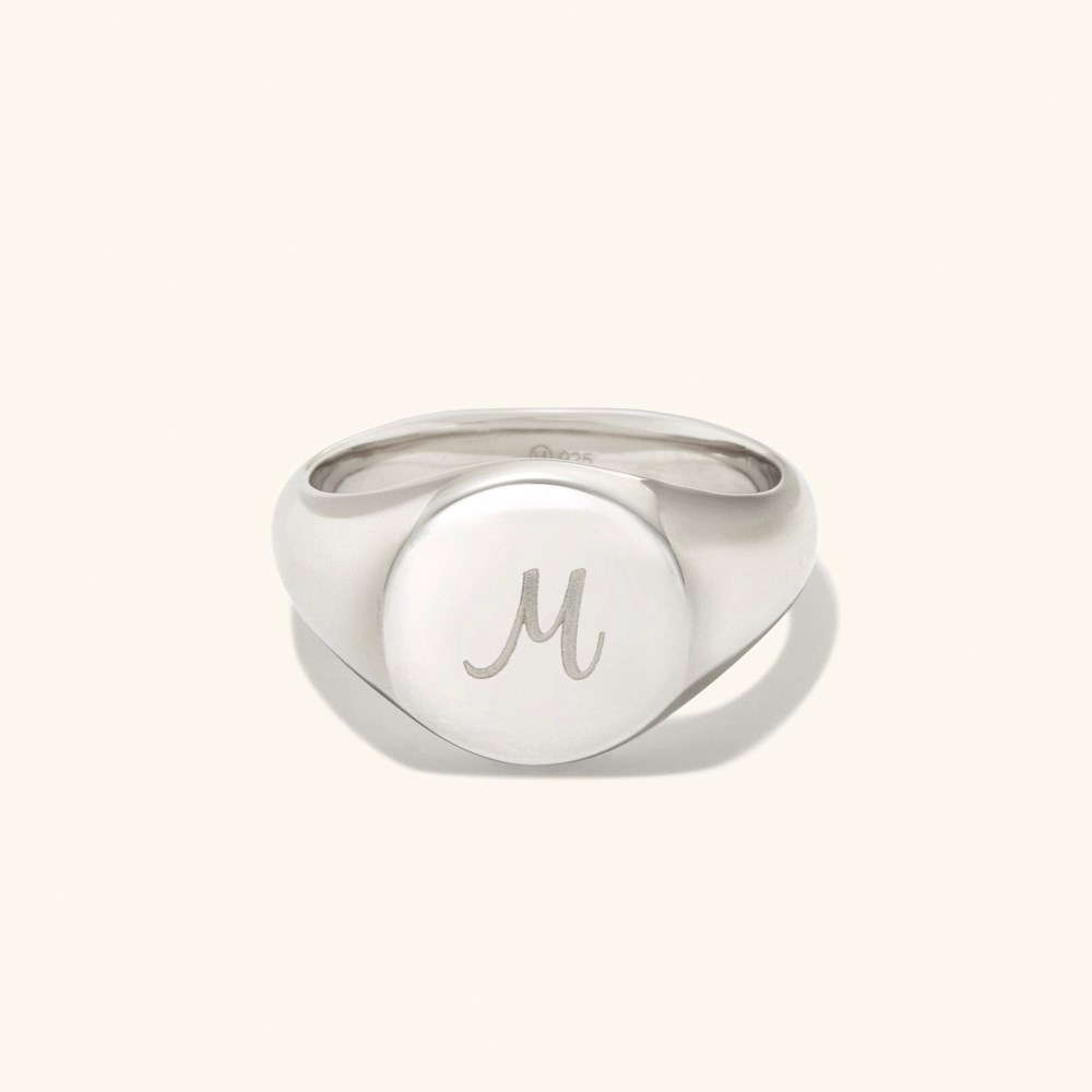 Mejuri Bold Round Signet Ring - Sterling Silver Canada Store