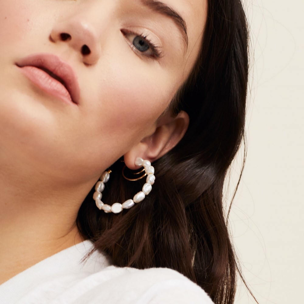 Mejuri Bold Pearl Hoop Earrings - Gold Vermeil Canada Store