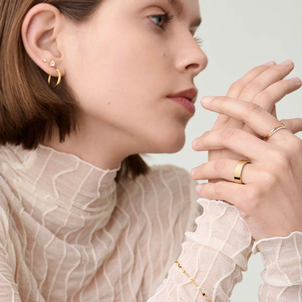 Mejuri 6mm Smooth Band - 14k Yellow Gold Canada Store