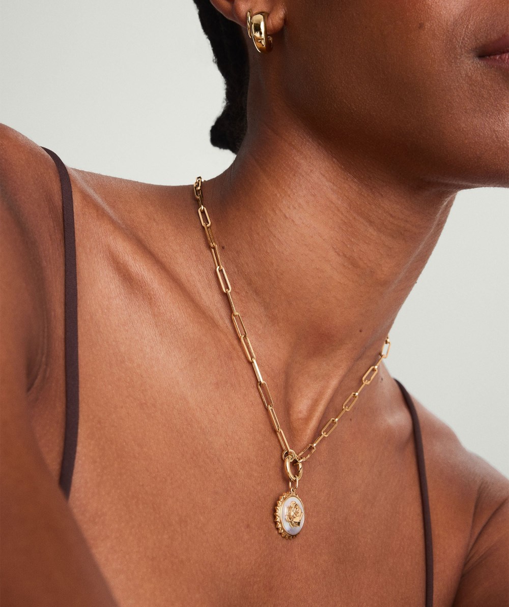 Mejuri Strength: Rose Pearl Coin Charm Pendant - 14k Yellow Gold Canada Store