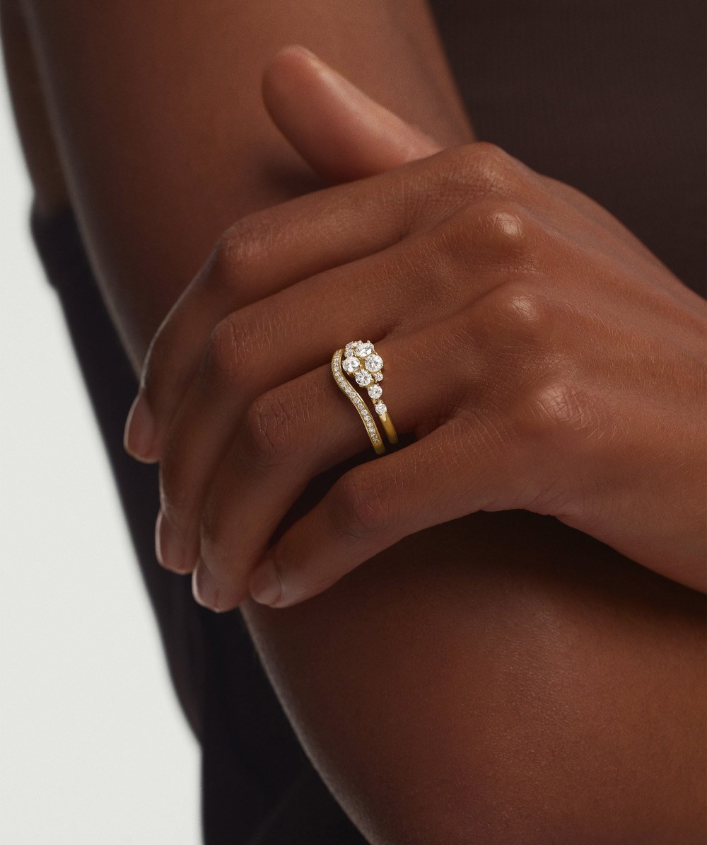 Mejuri Pavﾨﾦ Diamond Nesting Band - 14k Yellow Gold Canada Store