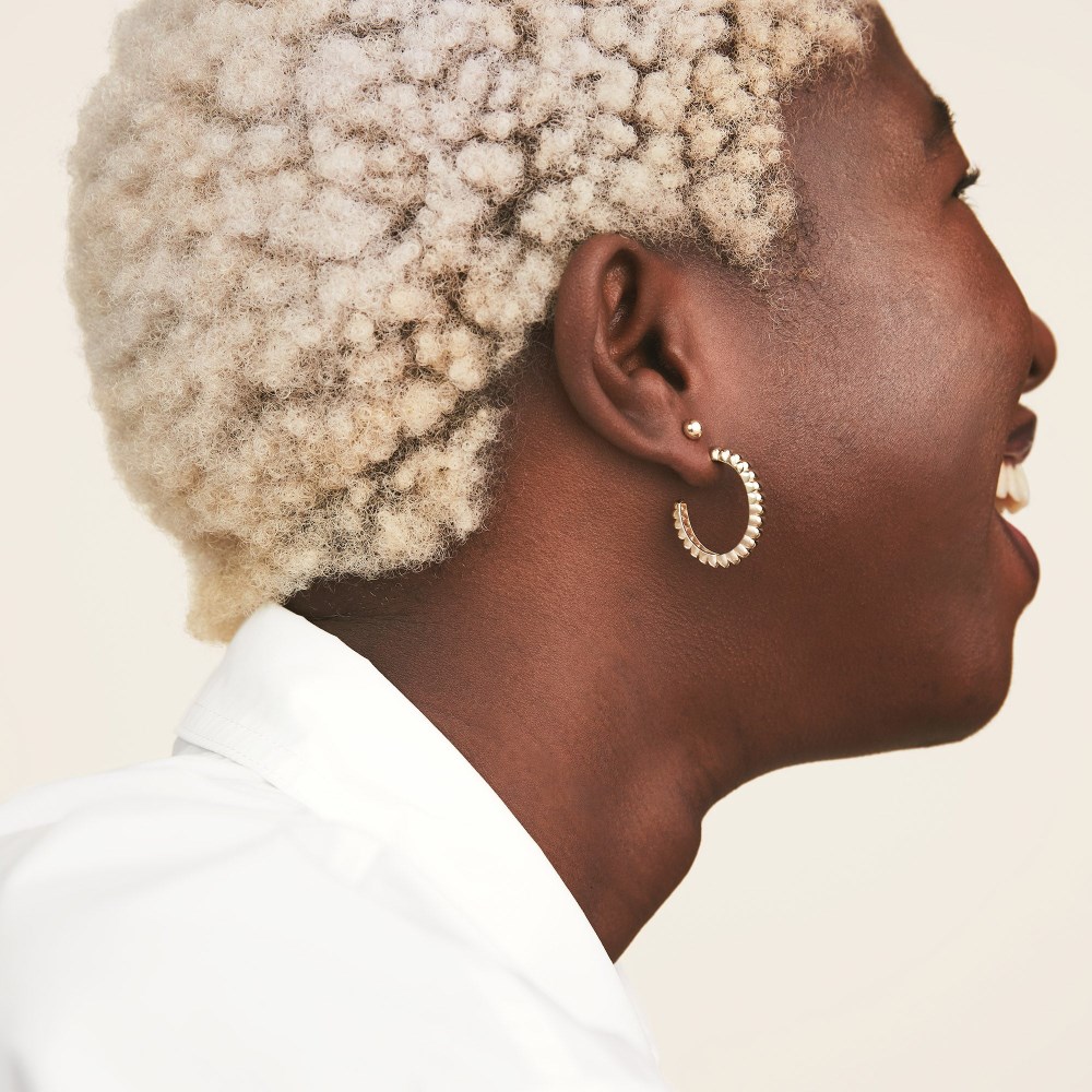 Mejuri Large Charlotte Hoops - Gold Vermeil Canada Store