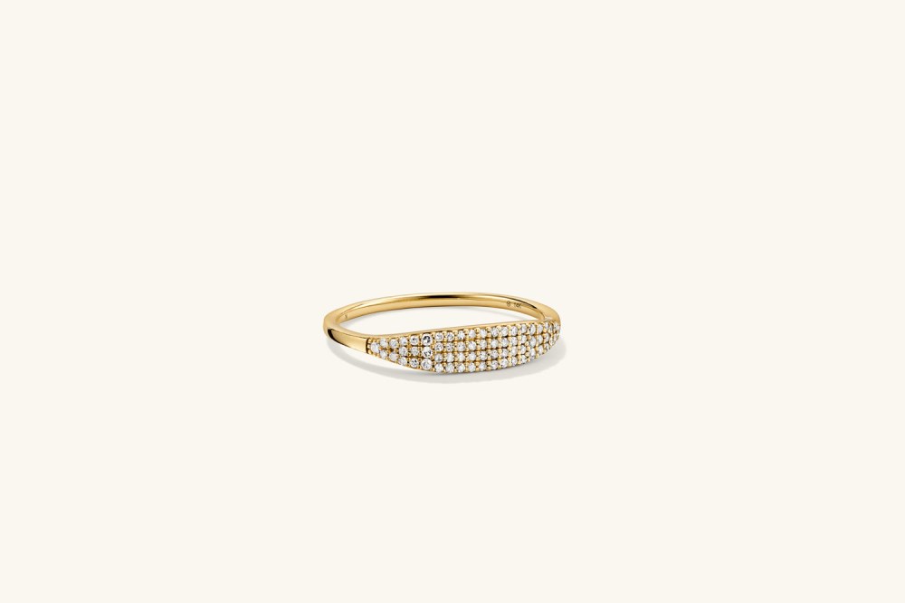 Mejuri Pavﾨﾦ Diamond Slim Signet - 14k Yellow Gold Canada Store