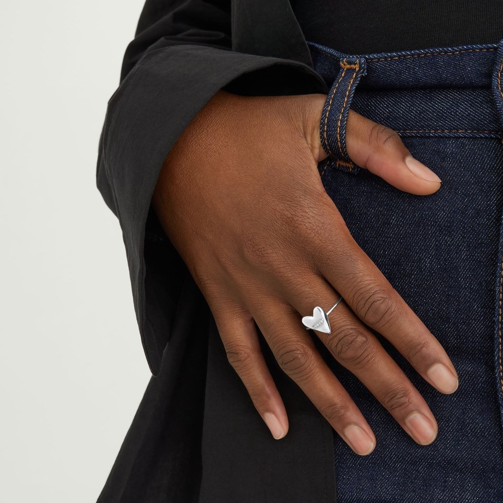 Mejuri Heart Pavﾨﾦ Diamond Ring - 14k White Gold Canada Store
