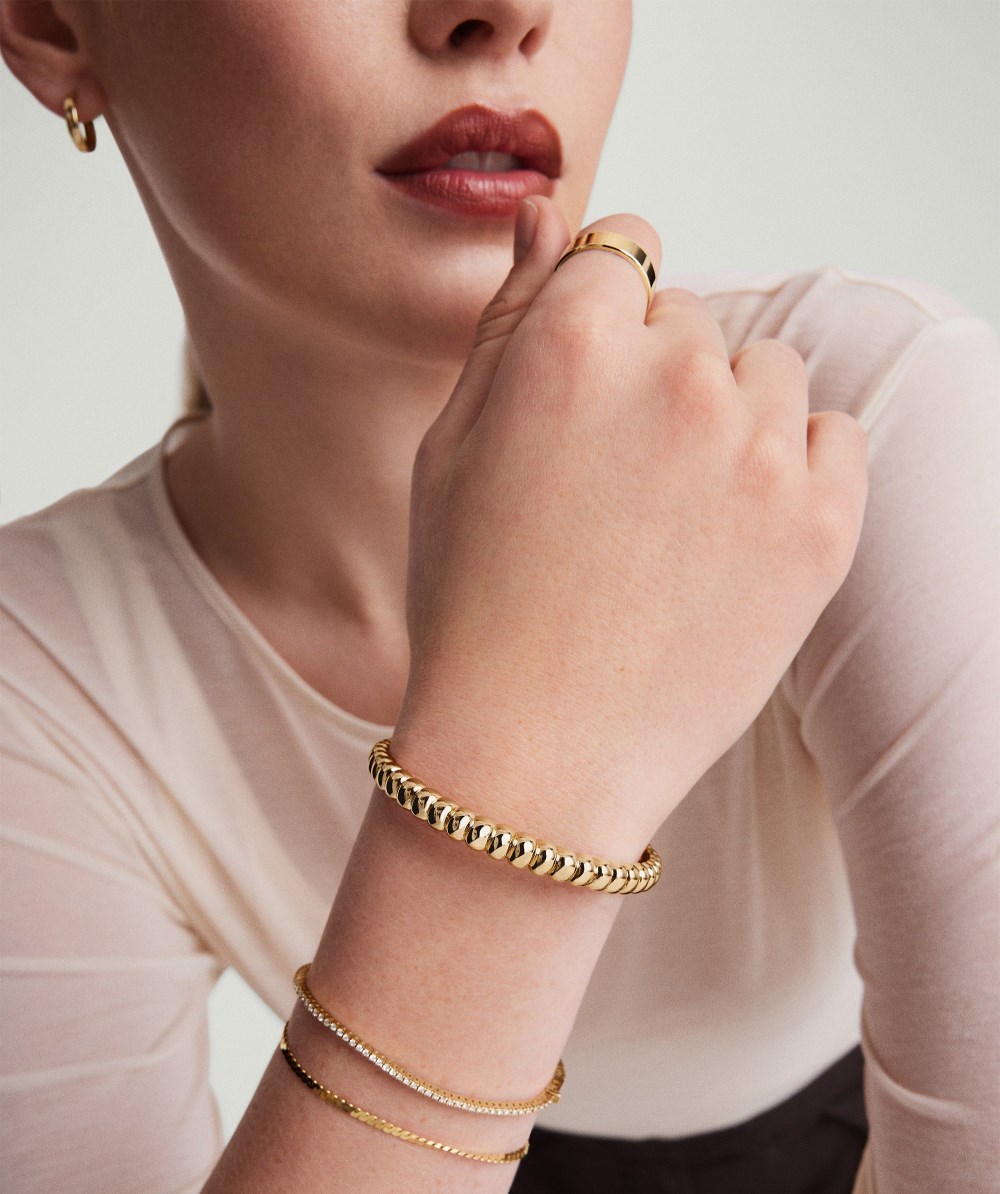 Mejuri Puffy Charlotte Cuff Bracelet - Gold Vermeil Canada Store