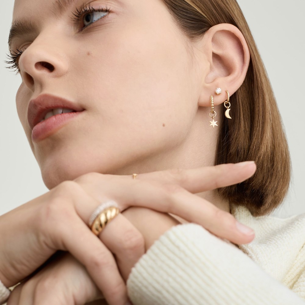 Mejuri Single Moon Hoop Charm - 14k Yellow Gold Canada Store