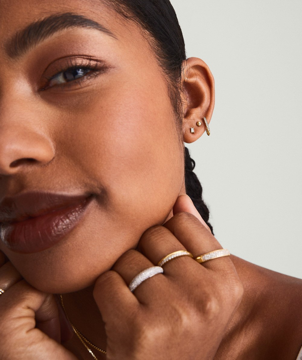 Mejuri Mini Baguette Diamond Studs - 14k Yellow Gold Canada Store