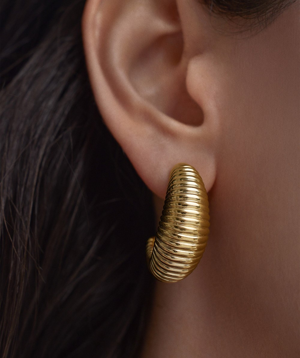 Mejuri D?me Texture Large Hoops - Gold Vermeil Canada Store