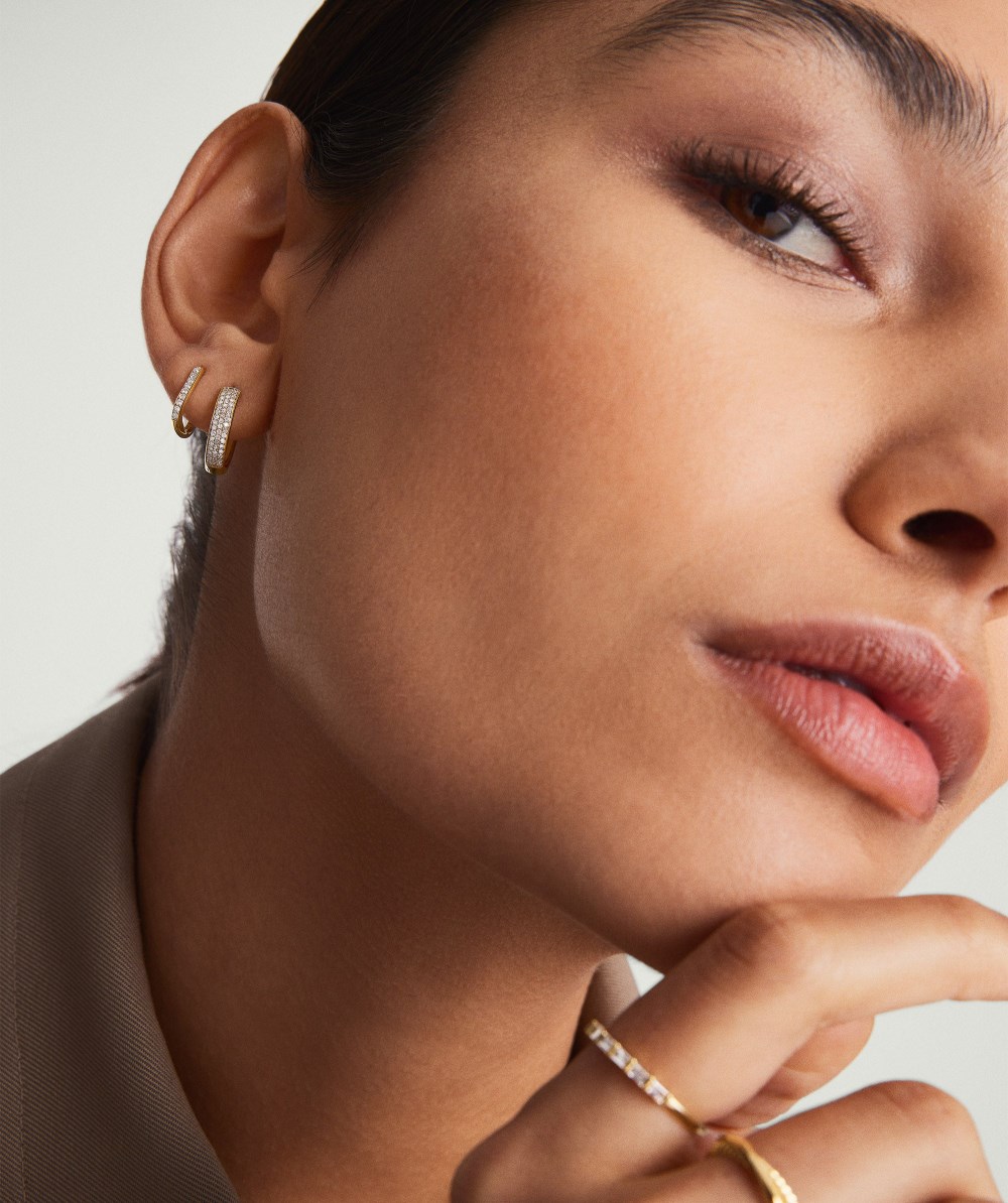 Mejuri Bold Pavﾨﾦ Diamond Small Hoops - 14k Yellow Gold Canada Store