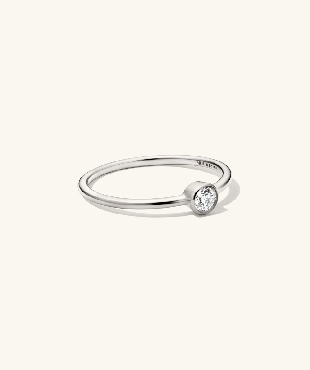 Mejuri Lab Grown Diamond Solo Ring - 14k Yellow Gold Canada Store