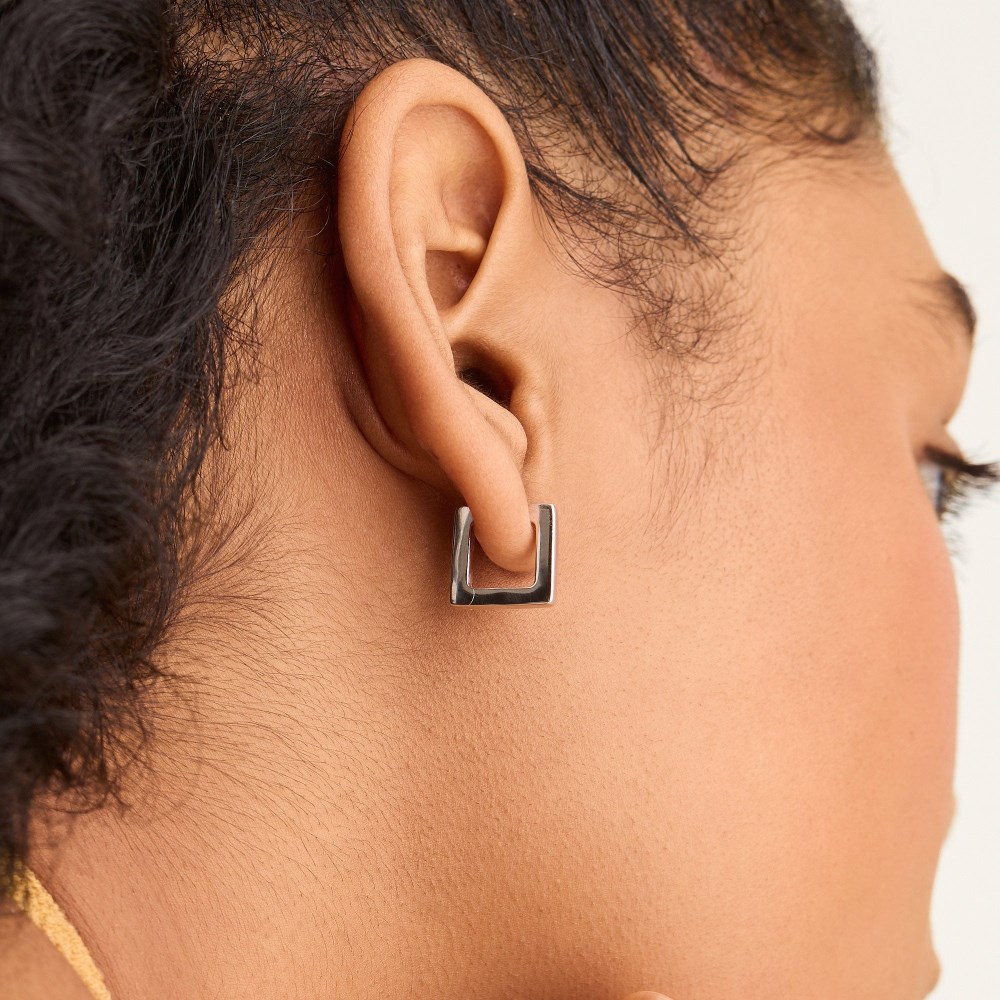 Mejuri Block Small Hoops - Sterling Silver Canada Store