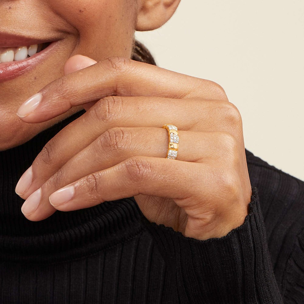 Mejuri Pavﾨﾦ Diamond Soft Charlotte Ring - 14k Yellow Gold Canada Store