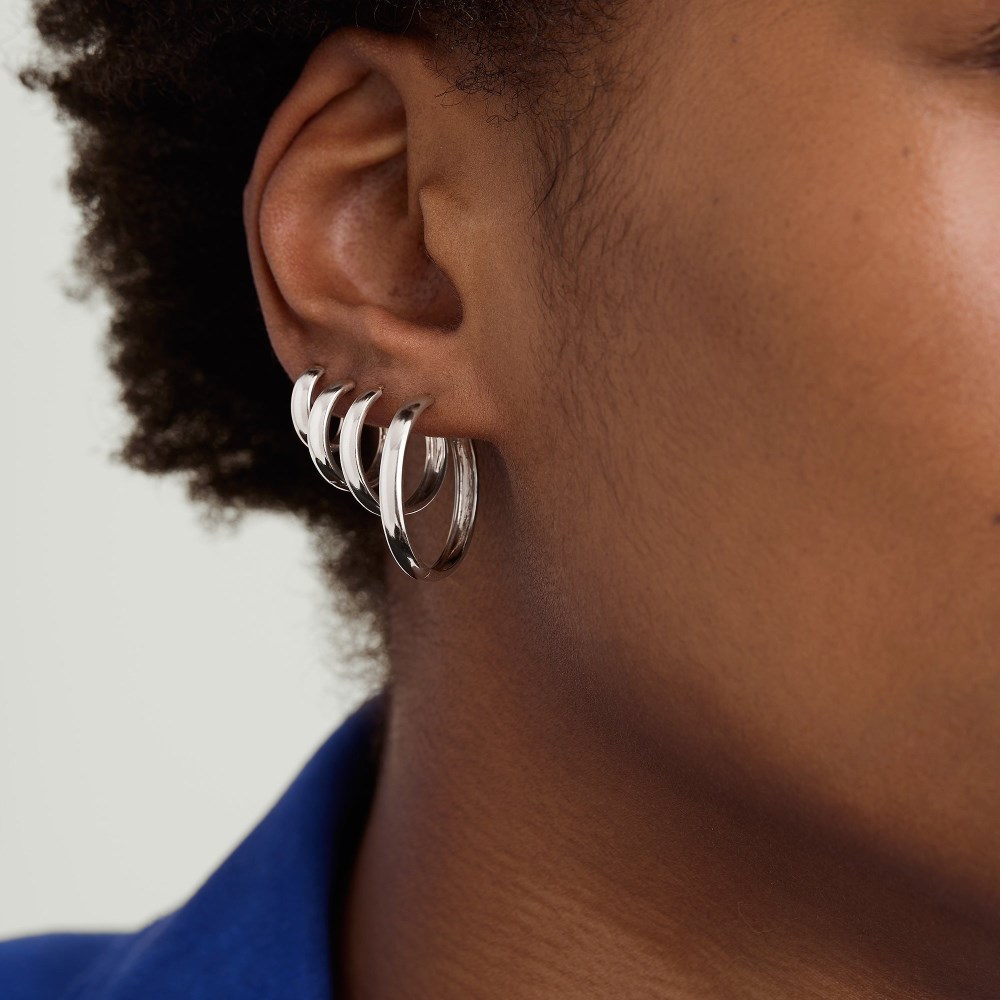 Mejuri Bold Small Hoops - 14k White Gold Canada Store